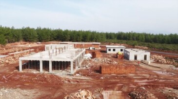 Antalya’da Sokak Hayvanları Bakım Evi yapılıyor