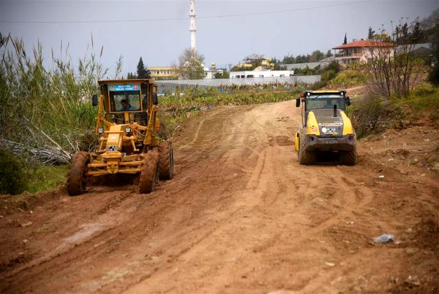 Alanya’nın Demirtaş ve Keşefli mahallerine yeni yol