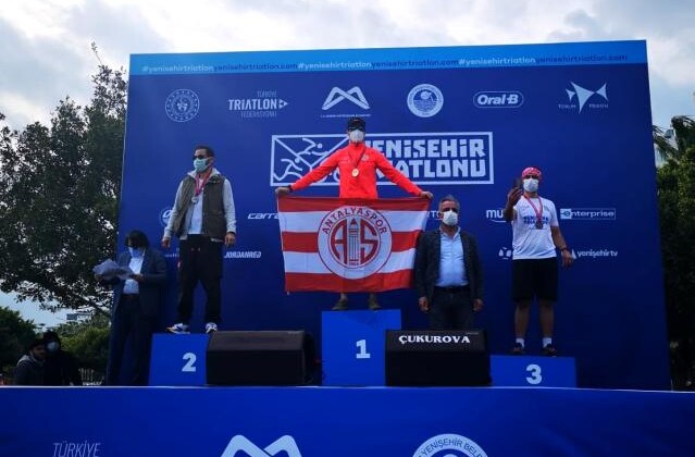 Antalyaspor Triatlon Takımı’ndan 3 altın, 2 bronz madalya