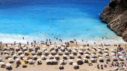 Antalya’ya 4 ayda 296 bin Rus turist geldi