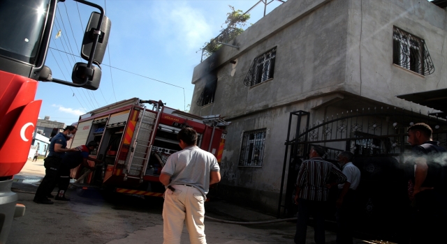 Adana’da evde çıkan yangın hasara sebep oldu