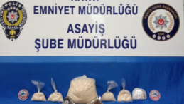 Hatay’da üzerlerinde uyuşturucu hap ve silah bulunan 5 şüpheli yakalandı