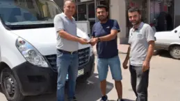 Antalya’da tarım işçisi yolda bulduğu cüzdanı sahibine teslim etti