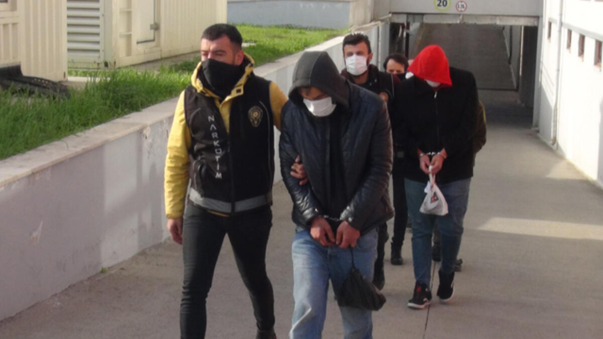 Adana’da 6 torbacı tutuklandı