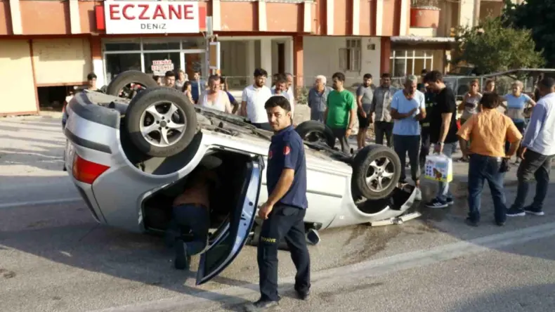 AFAD çalışanı kontrolden çıkan otomobiliyle takla attı