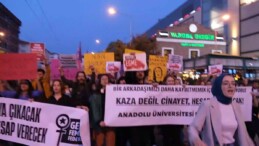 Eskişehir’de Öğrenciler KYK Yurdundaki Asansör Faciasını Protesto Etti