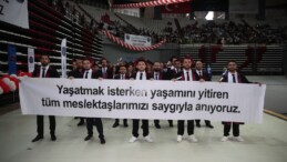 Akdeniz Üniversitesi’nde 293 Tıp Öğrencisi Hekimlik Yemini Etti