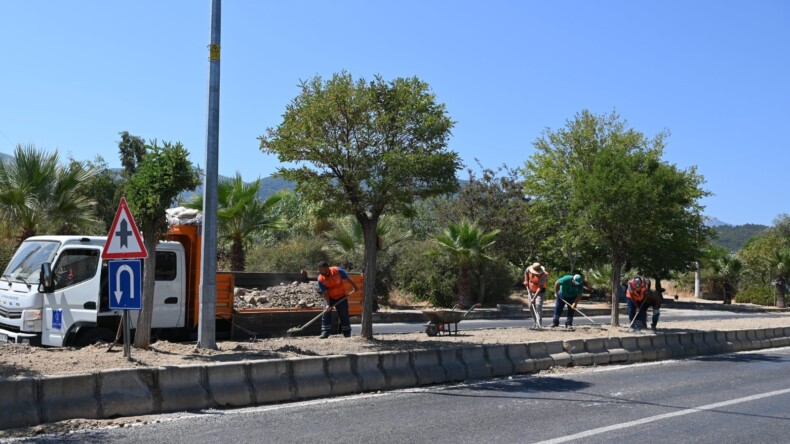 Kuşadası’nda Güzelçamlı Mahallesi Çevre Yolunda Büyük Yenileme