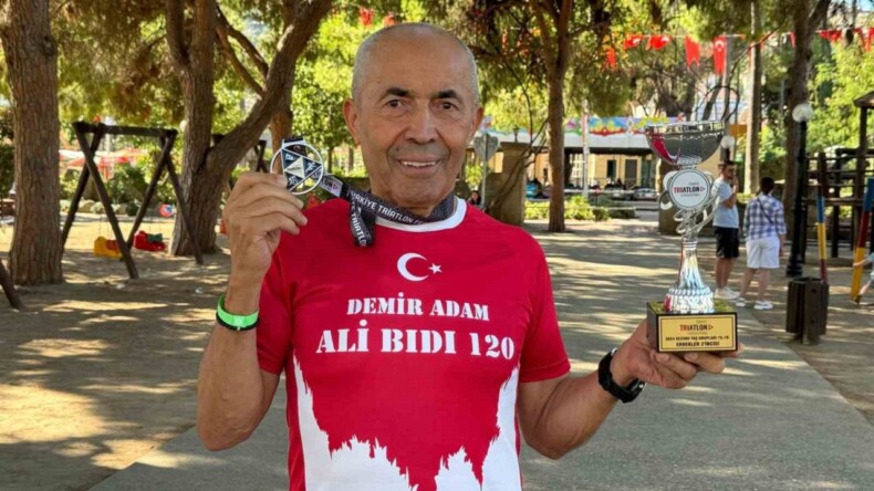 75 yaşındaki Demir Adam, 1 kupa ve 1 madalya ile döndü – Akdeniz Haber, Akdeniz Haberleri, Akdeniz Gündem