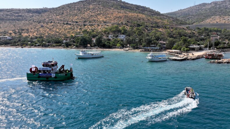 Deniz yüzeyinde biriken atıklar toplandı – Akdeniz Haber, Akdeniz Haberleri, Akdeniz Gündem