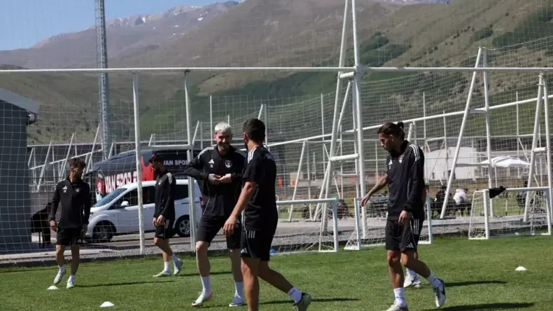 Takımlar Erciyes’te Kamp Yapıyor