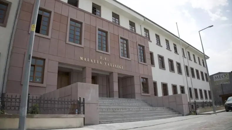 Malatya Valiliği Binasi Yeniden İnşa Edildi