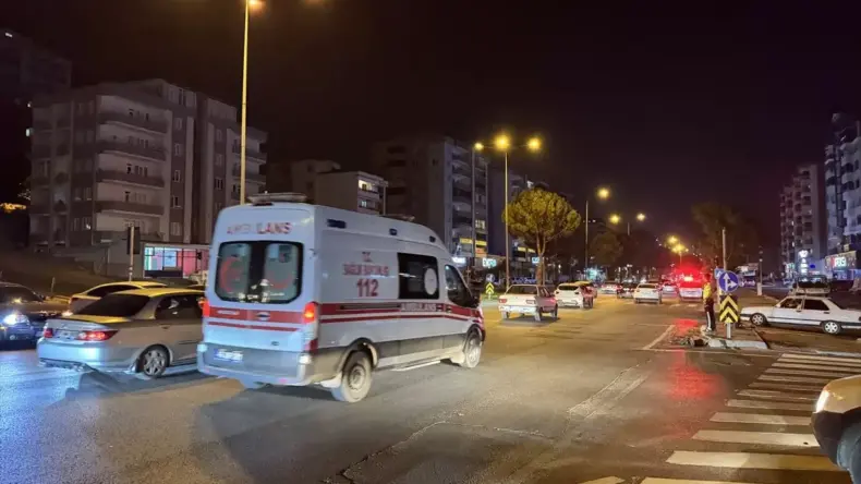 Kahramanmaraş’ta Polis Aracı ile Çarpışma: 5 Yaralı