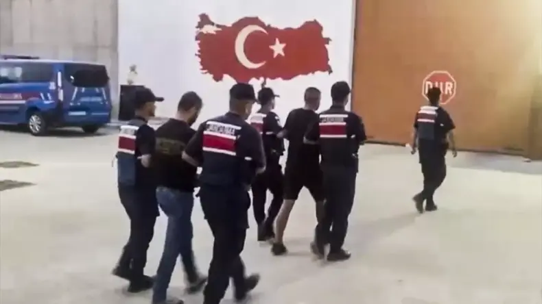 Anamur’da Orman Yangını Çıkaran İki Şüpheli Tutuklandı