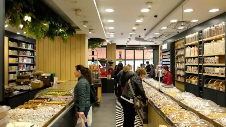 Adana’da Kuru Yemişe Yoğun İlgi