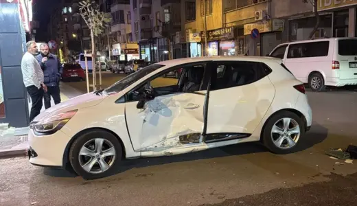 Mersin’de Motosiklet Kazası: 2 Yaralı