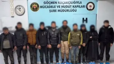 Hatay’da 10 Kaçak Göçmen ve 1 Organizatör Yakalandı