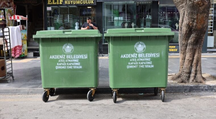 Mersin’de Çöp Konteynerleri Yenilendi
