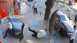 Çarptı, 2 metre havaya savurdu; yaralıya değil, hasara baktı! Sürücüden pes dedirten davranış