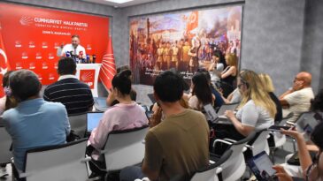 CHP İzmir’de Tugay’a Yeniden Davet!