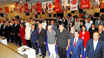 MHP Çeşme’de Galip Uluçam yeniden başkan