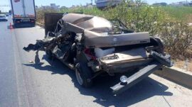 Antalya’da Kamyon Otomobile Çarptı