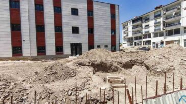 Mersin’de İnşaatta Lahit Mezar Bulundu